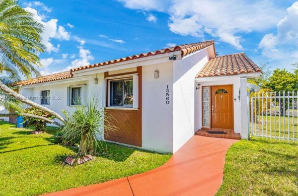 Velpa, 13560 SW 59th Ln, Kendale Lakes, Florida 33183, image 1
