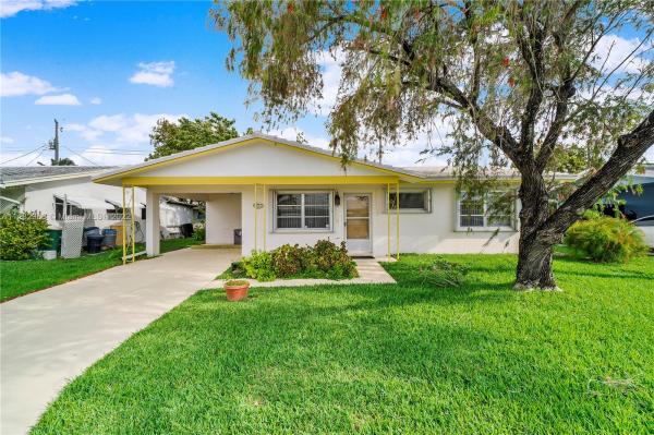 Tamarac Lakes, 2711 NW 52nd Ct, Fort Lauderdale, Florida 33309, image 1