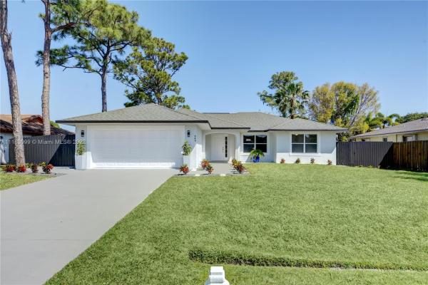 949 SE Brookedge Ave, Florida 34983, image 2