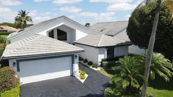Laurelwood At Indian Spring, 11482 Victoria Cir, Boynton Beach, Florida 33437, image 1