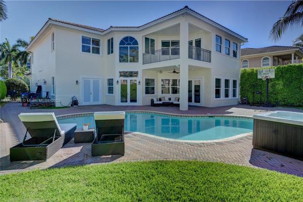 Grand Harbor Estates, 803 Beacon Ct, Hollywood, Florida 33019, image 1