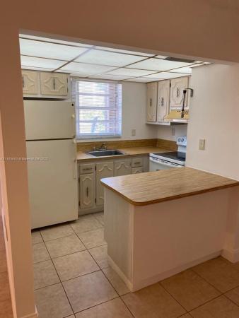 Dora, 8425 Harding Ave #9, Miami Beach, Florida 33141, image 2