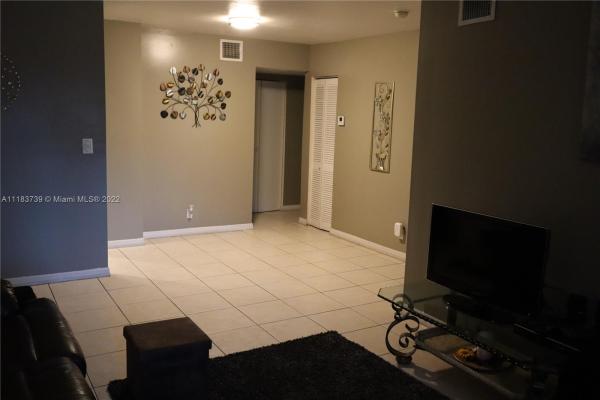 Stonebridge Gardens, 2984 NW 55th Ave #1B, Lauderhill, Florida 33313, image 2