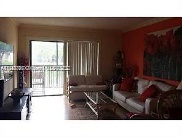 Villas At Meadow Lakes, Deerfield Beach, Florida 33442, image 2
