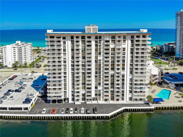 Allington Towers North, 1500 S Ocean Dr #I14, Hollywood, Florida 33019, image 2