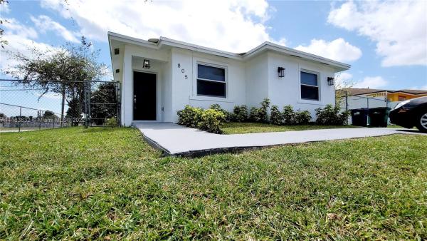 Royal Palm Ridge, 805 NW 3rd Ter, Florida City, Florida 33034, image 1