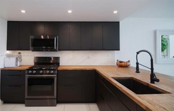 Dadeland Grove, 6890 N Kendall Dr #B403, Pinecrest, Florida 33156, image 2