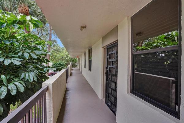 Applewood Village 4, 2907 S Carambola Cir S #203, Coconut Creek, Florida 33066, image 1