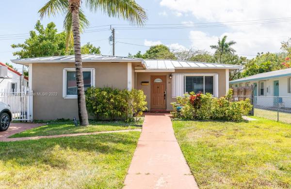 Dalton Manor, 30 SE 3rd Pl, Dania Beach, Florida 33004, image 1