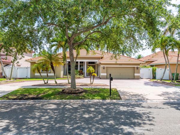 Spring Valley Estates, Pembroke Pines, Florida 33028, image 1