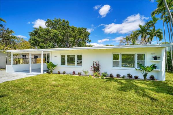Keystone Point, 1905 Alamanda Dr, North Miami, Florida 33181, image 2