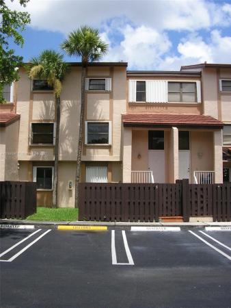 Indian Summer Village, 425 W Park Dr #5, Fountainebleau, Florida 33172, image 1