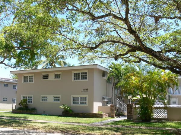 Santona, 6565 Santona St #B1, Coral Gables, Florida 33146, image 2
