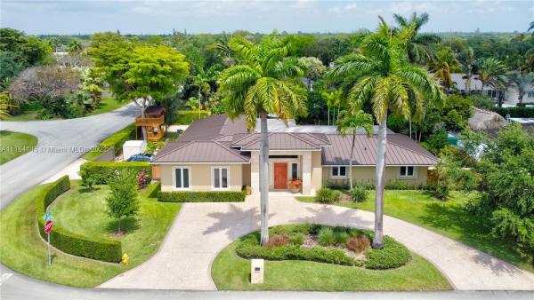 9981 SW 130th St, Kendall, Florida 33176, image 2