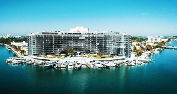 King Cole, 900 Bay Dr #721, Miami Beach, Florida 33141, image 2