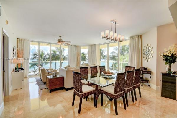 Marina Grande Club & Residences, 2650 Lake Shore Dr #206, Riviera Beach, Florida 33404, image 2