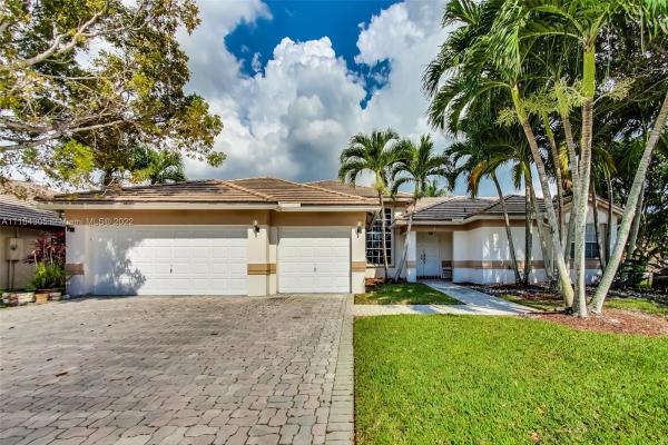 The Ridge On Nob Hill, 3340 Overlook Rd, Davie, Florida 33328, image 1