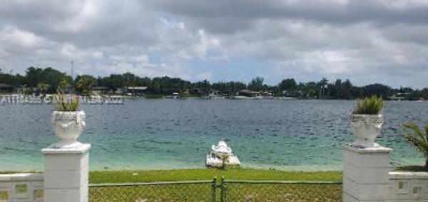 Miller Heights, 5025 SW 93rd Ct, Olympia Heights, Florida 33165, image 2
