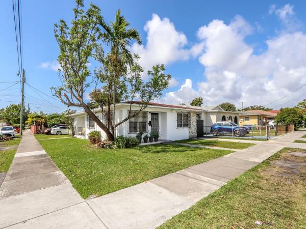 South Bay Estates, 3140 SW 27th St, Miami, Florida 33133, image 2