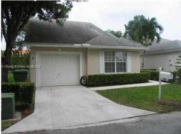 North Gate, 1985 SE 5th Ter, Homestead, Florida 33033, image 2