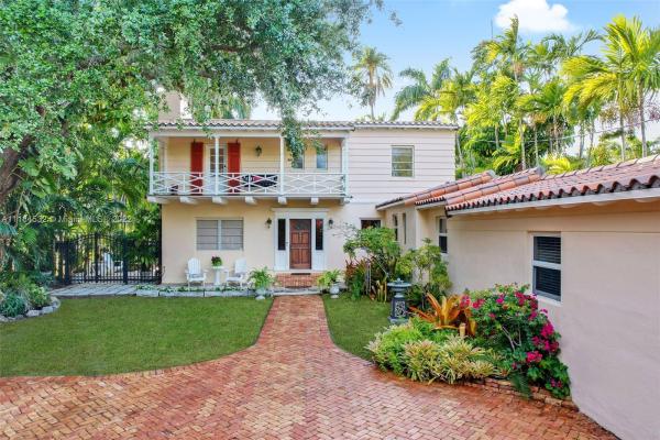 La Gorce Golf, 5842 Alton Rd, Miami Beach, Florida 33140, image 2