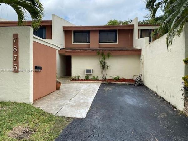Sunset Kendall Villas, 7875 SW 106th Cir, Kendall, Florida 33173, image 1