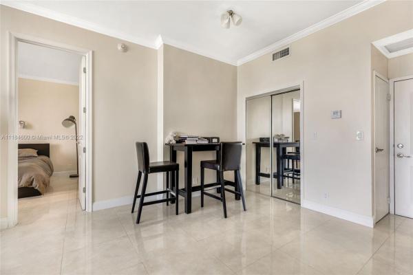Arlen House East, 100 Bayview Dr #29, Sunny Isles Beach, Florida 33160, image 2