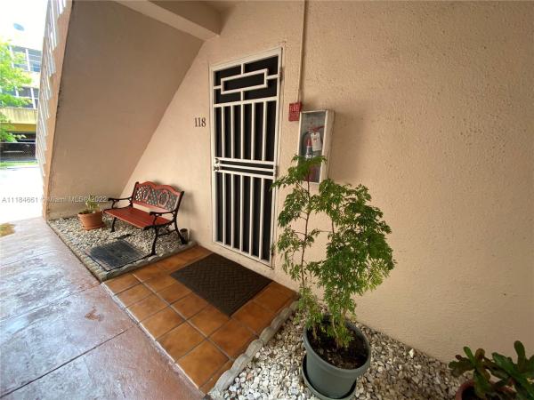 Mile, 1560 W 46th St #118, Hialeah, Florida 33012, image 1