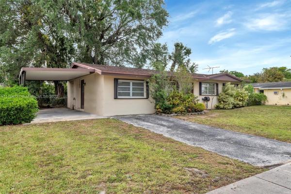 Heftler Homes Sunset Park, 9845 SW 87th St, Kendall, Florida 33173, image 2