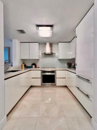 Skyline On Brickell, 2101 Brickell Ave #3203, Miami, Florida 33129, image 2