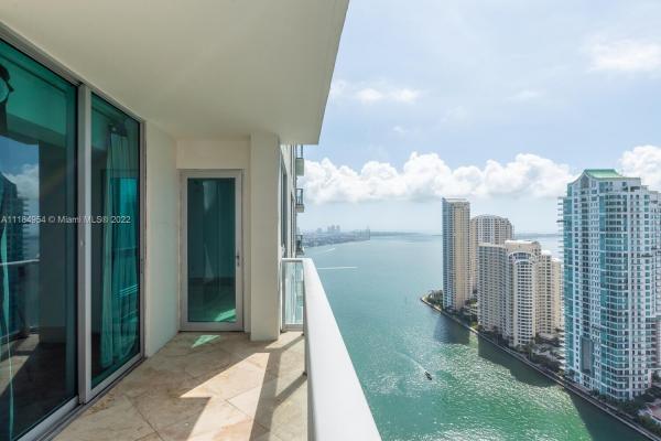 Met 1, 300 S Biscayne Blvd #T-3304, Miami, Florida 33131, image 2
