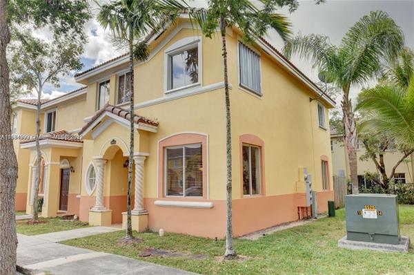 Shoma Townhomes At Keys Cove, 2908 SE 15th Rd #54, Homestead, Florida 33035, image 2