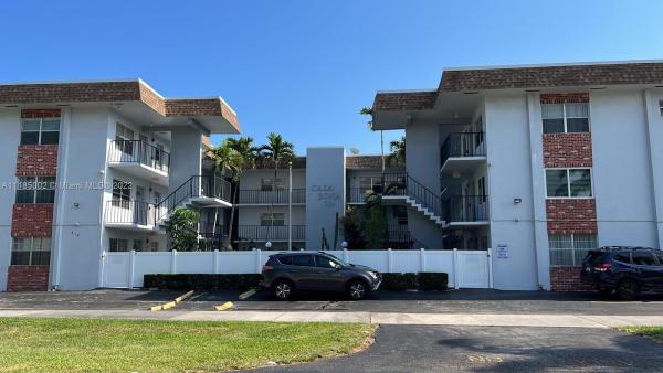 Casa Bona, 714 NE 10th St #309, Hallandale Beach, Florida 33009, image 1