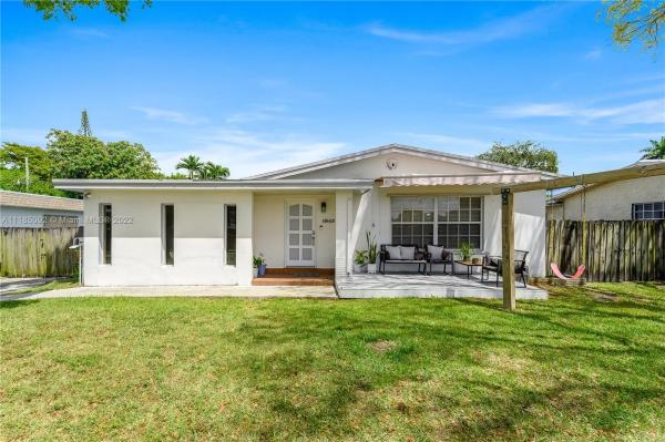 Hollywood East, 1843 N 27th Ct, Hollywood, Florida 33020, image 1