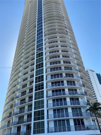 Opera Tower, 1750 N Bayshore Dr #2015, Miami, Florida 33132, image 2