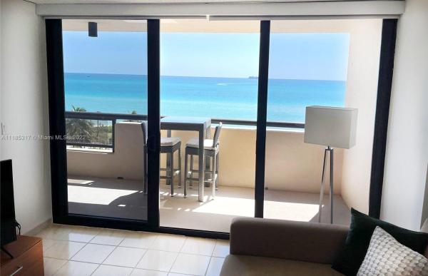 Club Atlantis, 2555 Collins Ave #807, Miami Beach, Florida 33140, image 2