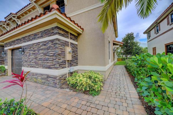 Vaquero Trails, Davie, Florida 33325, image 1