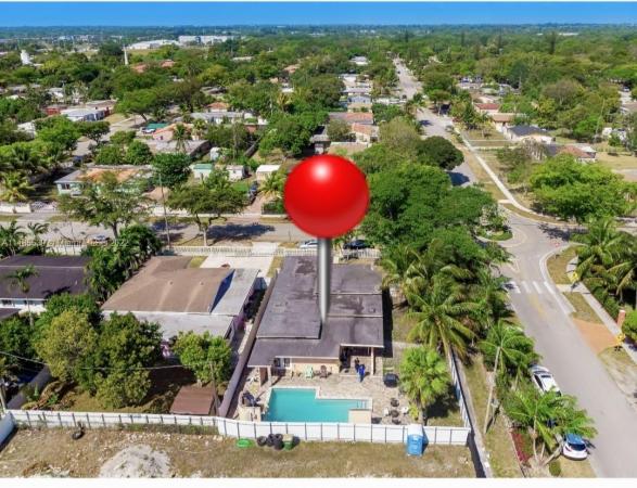 Irons Manor High Pine, 13895 NE 11th Ave, North Miami, Florida 33161, image 1