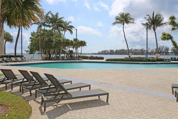 Brickell Townhouse, 2451 Brickell Ave #6F, Miami, Florida 33129, image 1