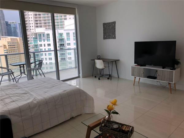 Brickell House, 1300 Brickell Bay Dr #2200, Miami, Florida 33131, image 2