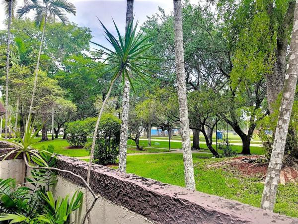 Omega, 1681 NW 70th Ave #104, Plantation, Florida 33313, image 2