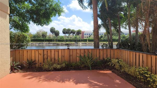 Delray Oaks West, 2930 SW 22nd Cir #14B, Delray Beach, Florida 33445, image 2