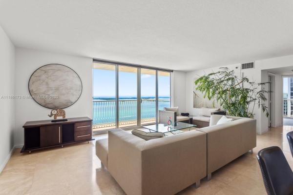 The Club At Brickell Bay, 1200 Brickell Bay Dr #3201, Miami, Florida 33131, image 2