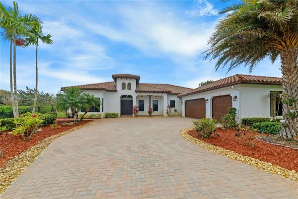 Parkside Estates Of Davie, 4460 Estates Rd, Davie, Florida 33328, image 1