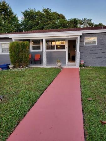 Sierra, 19351 NW 1st Pl, Miami Gardens, Florida 33169, image 1