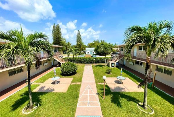 Coronet Chateau, 1710 Mckinley St #16, Hollywood, Florida 33020, image 1