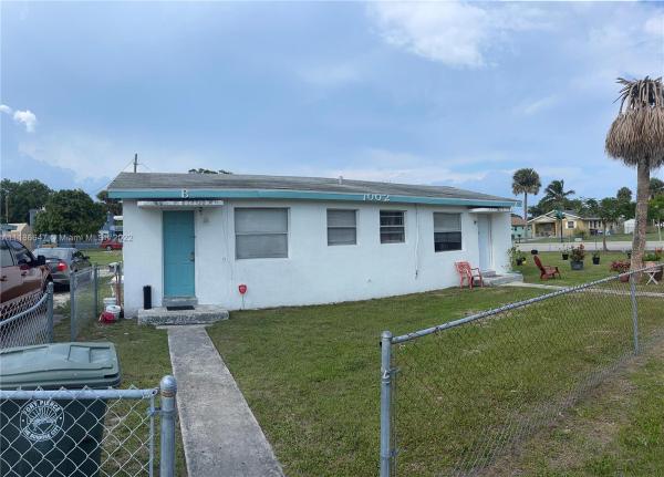 1002 Avenue B, Fort Pierce, Florida 34950, image 1