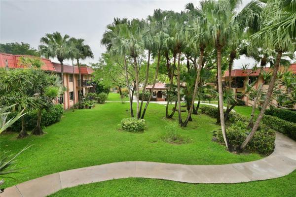 Kendallwood Villas, 10411 SW 108th Ave #151, Kendall, Florida 33176, image 1