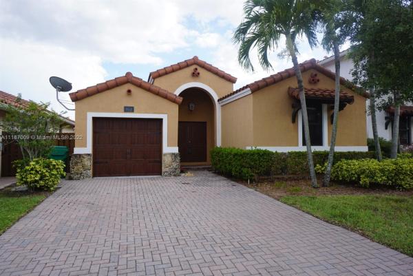 Fontainebleau West North, 9948 NW 10th Ter, Fountainebleau, Florida 33172, image 1