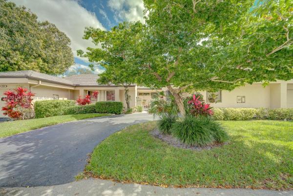 Chelsea 1 At Jacaranda, 128 Chelsea Ln, Fort Lauderdale, Florida 33324, image 1